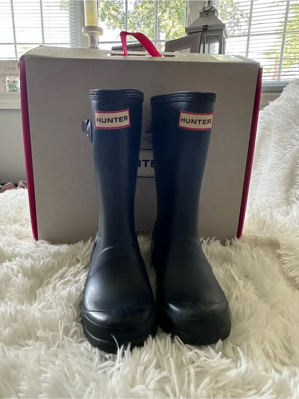 Used Hunter Kids Navy Rain Boots with Logo Trim size 13B/1G